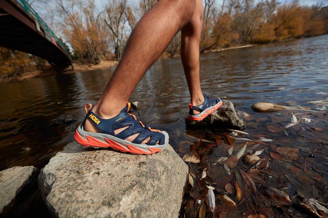 ホカオネオネさんのインスタグラム写真 - (ホカオネオネInstagram)「"What the Hopara makes clear is that the water shoe is moving into that final evolutionary stage of footwear: the street wear grail" - @nytimes. From street wear grail to wet trail essential, you'll be ready for anything with the Hopara. #timetofly」7月23日 1時00分 - hoka
