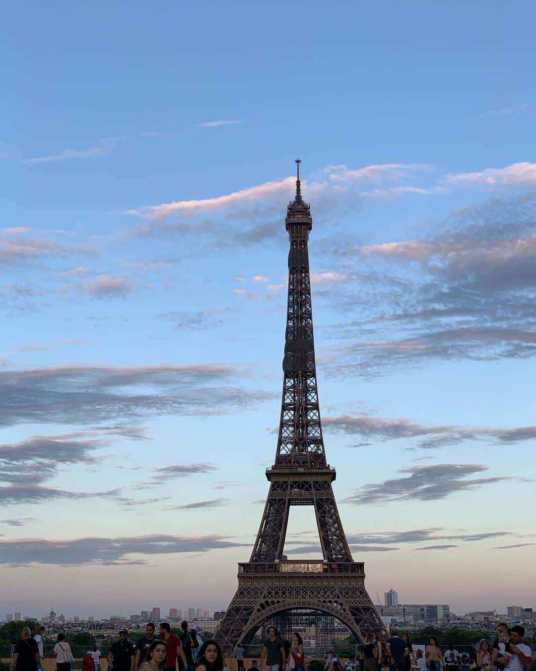 レオニー・ハンネさんのインスタグラム写真 - (レオニー・ハンネInstagram)「Paris moments - Swipe for food 🤗 Anzeige/Tag #paris」7月23日 1時09分 - leoniehanne