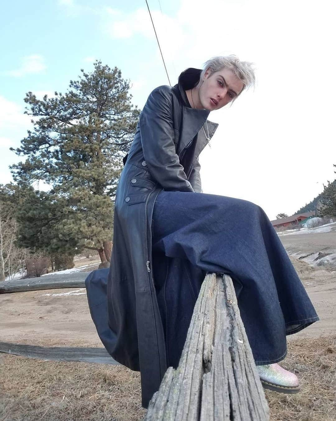 Instagramさんのインスタグラム写真 - (InstagramInstagram)「“I’ve been trans my entire life, and being trans is not easy,” says model and activist Casil McArthur (@casil_the_goat_lord).⁣ ⁣ “Being considered the first, I was an anomaly," says Casil, who’s considered the first trans male model in high fashion. “People just didn’t know how to talk to me or the language to use towards me. It was pretty rough,” he says. He started modeling at 10 years old while struggling with gender dysphoria. At 16, Casil decided to transition.⁣ ⁣ “I grew up in Colorado in a small tourist town in the mountains. I sat with myself for a long time with the same questions for many years: ‘What do I do in this body that is not right for me? How do I handle this as I get older? What about my career, my personal life and my personal self? Is it all worth it if I can’t truly be who I know I am? Am I comfortable with this being my life forever?’⁣ ⁣ The answer that always came back to me was no, I’m not comfortable with this. I either live this lie for the rest of my life and suffer, or, I choose me, my mental health and well-being, go for self-love and happiness and take it from there.⁣ ⁣ I think I’ve had a lot of breaks in the industry but obviously, to me, my greatest break was being able to transition and continue to model. Not just that, but having people behind me that led me to be able to show my true self to the world.⁣ ⁣ I didn’t know if I could be myself and keep my dream job, but to my surprise it happened. This self-love has brought the greatest opportunities.” #ThisWeekOnInstagram⁣ ⁣ Photo by @casil_the_goat_lord」7月23日 1時23分 - instagram