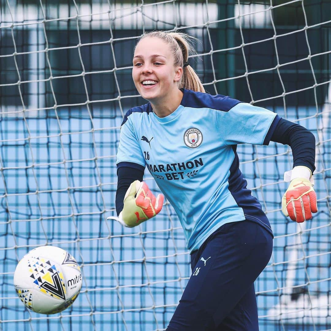 マンチェスター・シティFCさんのインスタグラム写真 - (マンチェスター・シティFCInstagram)「Bit of mid-week motivation! 💪 #mancity」7月23日 1時23分 - mancity