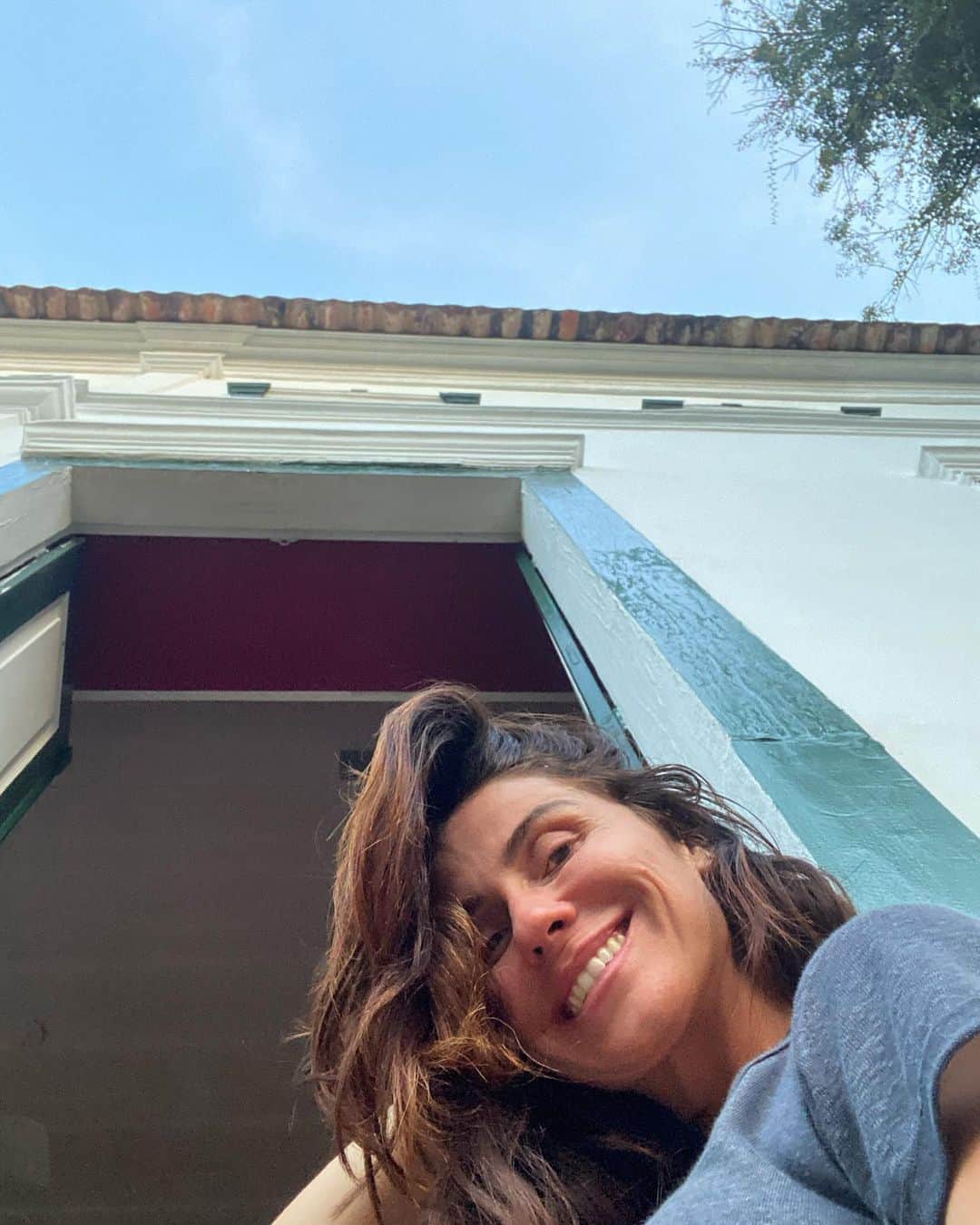 Giovanna Antonelliのインスタグラム：「Sempre em busca de um novo ângulo pra enxergar o mesmo outra vez, com ar de novidade.!!!! 😉」