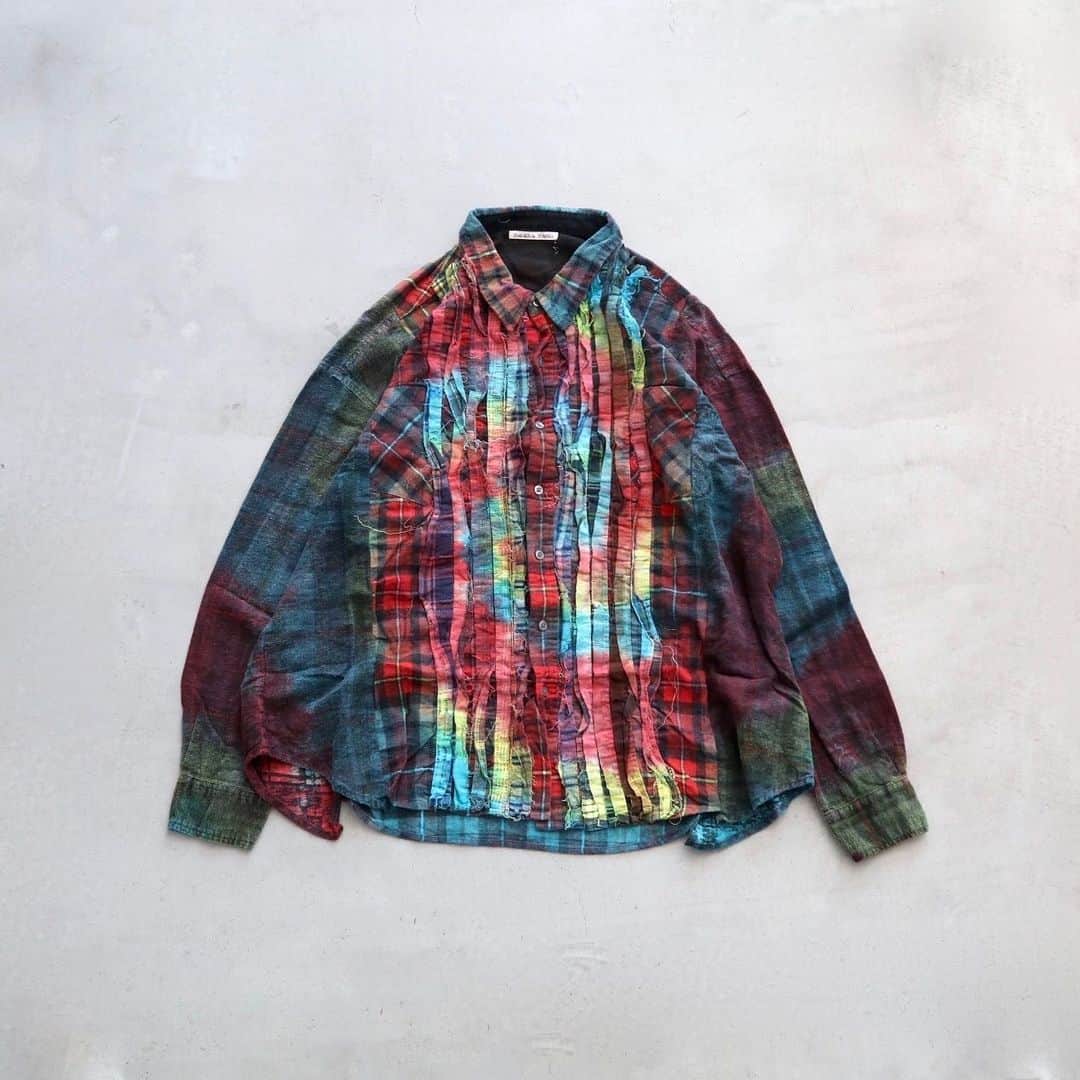 wonder_mountain_irieさんのインスタグラム写真 - (wonder_mountain_irieInstagram)「［20AW 予約商品］ Rebuild by Needles / リビルドバイニードルズ "Flannel Shirt - Ribbon Wide Shirt / Tie Dye" ¥25,300-  _ 〈online store / @digital_mountain〉 https://www.digital-mountain.net/shopdetail/000000011952/ _ 【オンラインストア#DigitalMountain へのご注文】 *24時間受付 *15時までのご注文で即日発送 *1万円以上ご購入で送料無料 tel：084-973-8204 _ We can send your order overseas. Accepted payment method is by PayPal or credit card only. (AMEX is not accepted)  Ordering procedure details can be found here. >>http://www.digital-mountain.net/html/page56.html _ #NEPENTHES #Needles #Rebuild #リビルド #ネペンテス #ニードルズ _ 本店：#WonderMountain  blog>> http://wm.digital-mountain.info/blog/20200720-1/ _ 〒720-0044  広島県福山市笠岡町4-18  JR 「#福山駅」より徒歩10分 #ワンダーマウンテン #japan #hiroshima #福山 #福山市 #尾道 #倉敷 #鞆の浦 近く _ 系列店：@hacbywondermountain _」7月22日 17時35分 - wonder_mountain_