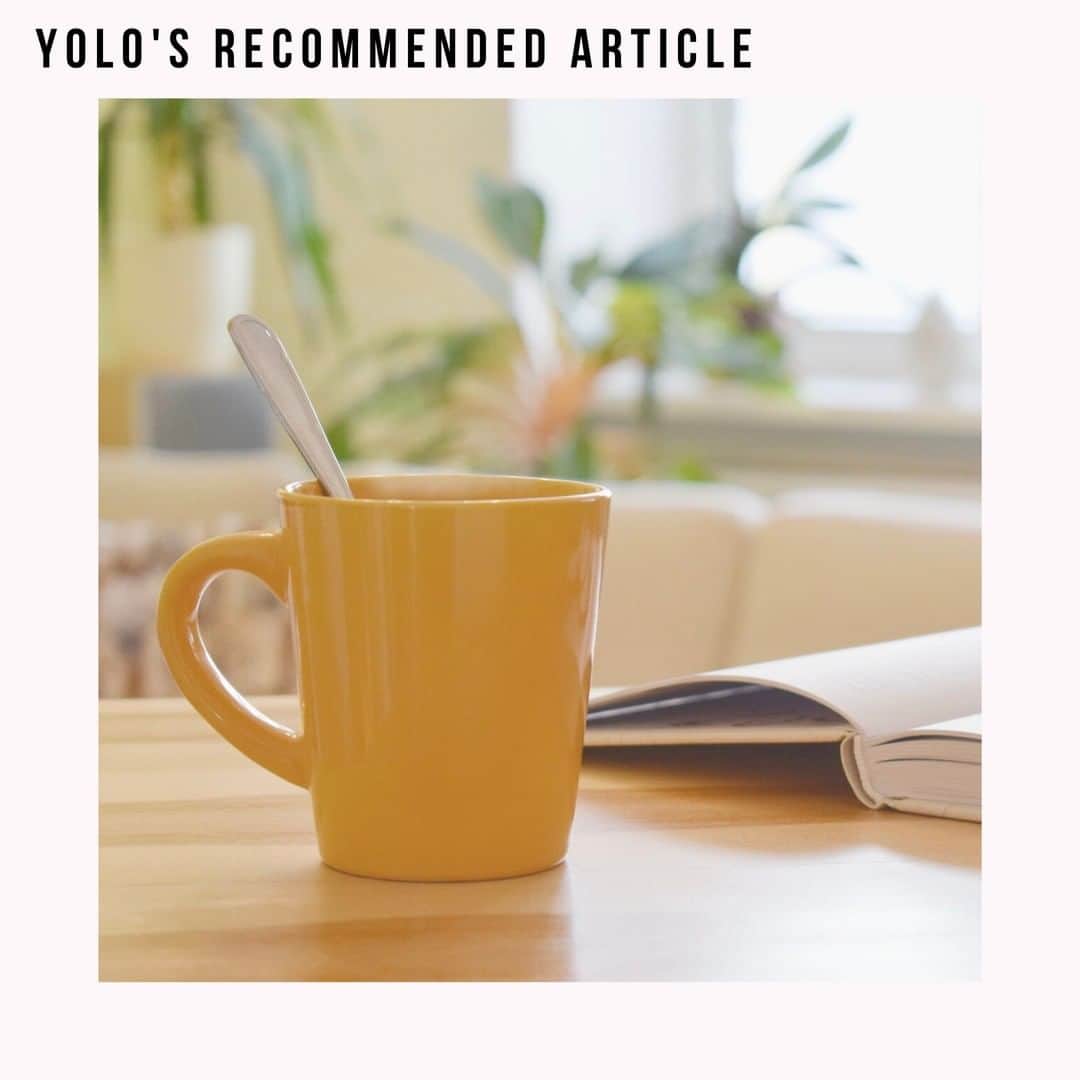 YOLOのインスタグラム：「. 朝、心と体を目覚めさせるのにおすすめなのが、一杯の白湯を飲むこと😌 白湯は体のバランスを整え、代謝も上げてくれます。  実は白湯は、5000年続くインドの伝承医学、アーユルヴェーダの考えからきています🧘‍♀️ 3つの生命エネルギー(ヴァータ、ピッタ、カパ)のバランスを取ることで、心と体の健康を保ち、幸せに生きることを助けるという考え。  白湯はその条件を満たしている飲み物なのです✨ 鉄瓶で沸かした白湯なら、パーフェクトです！  Source：Yogini vol.66 Superviser：kazuya」