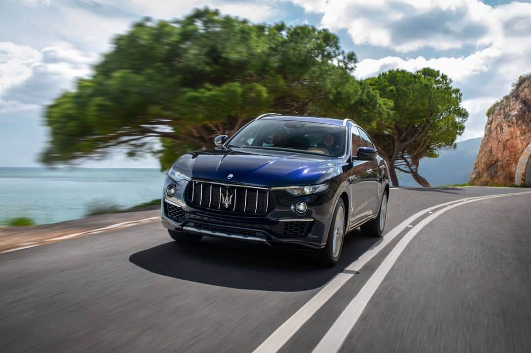 Maserati Japan | マセラティ ジャパンのインスタグラム：「MASERATI ALL RANGE Open Door Weekend 2020.7.23 (THU) – 26 (SUN)  7月23日（木・祝）～26日（日）の4日間にわたり、“MASERATI ALL RANGE Open Door Weekend”と題し、マセラティ オールラインアップの展示試乗会を開催いたします。  究極の贅沢とエレガンスを体現できる『GHIBLI』、マセラティ初にして究極のSUV『LEVANTE』、時を経ても色褪せることのない気品と存在感を放ち続ける『QUATTROPORTE』まで、マセラティのオールラインアップの試乗車をご用意いたします。  眺めるだけでは、決してわからないマセラティのドライビングフィール、官能的なサウンドを夏の晴れ渡る空の下で、試乗にて存分にご体感いただければ幸いです。  皆様のご来場を心よりお待ち申し上げております。  詳細はこちら：https://www.maserati.com/jp/ja/news-event/open-door-weekend-july-2020  #Maserati #マセラティ #MaseratiJapan #マセラティジャパン」