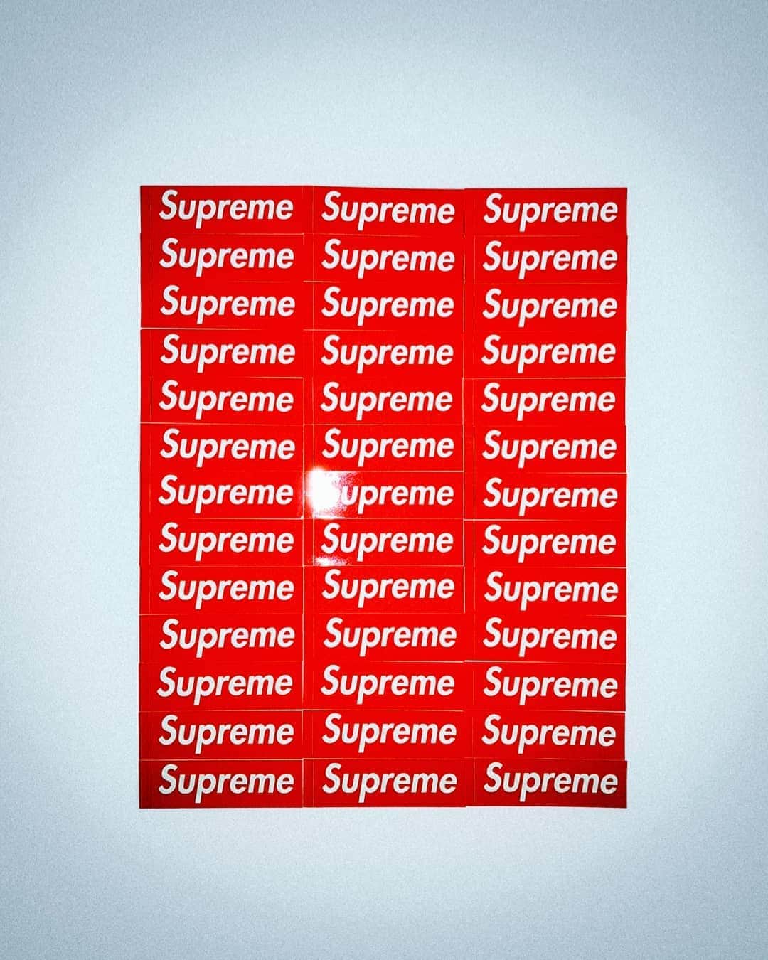 young ho seoのインスタグラム：「Supreme」