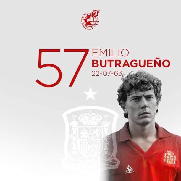 サッカー スペイン代表チームさんのインスタグラム写真 - (サッカー スペイン代表チームInstagram)「🥳 ¡Feliz cumpleaños a Emilio Butragueño!   'El Buitre', que ha jugado 69 partidos con España y es uno de los 7 futbolistas que ha logrado un hat-trick en un Mundial, cumple 57 años.  ¡Muchas felicidades!🎂」7月22日 18時41分 - sefutbol