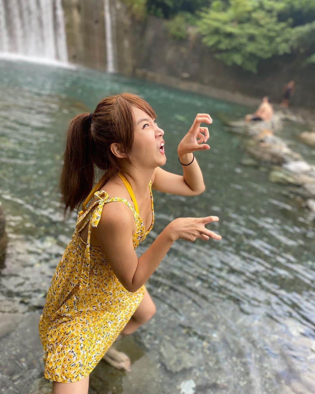 陳伊さんのインスタグラム写真 - (陳伊Instagram)「我在花蓮秘境遇到一個奇怪的水中生物 有人知道這是什麼嗎」7月22日 18時50分 - bobeyiyi