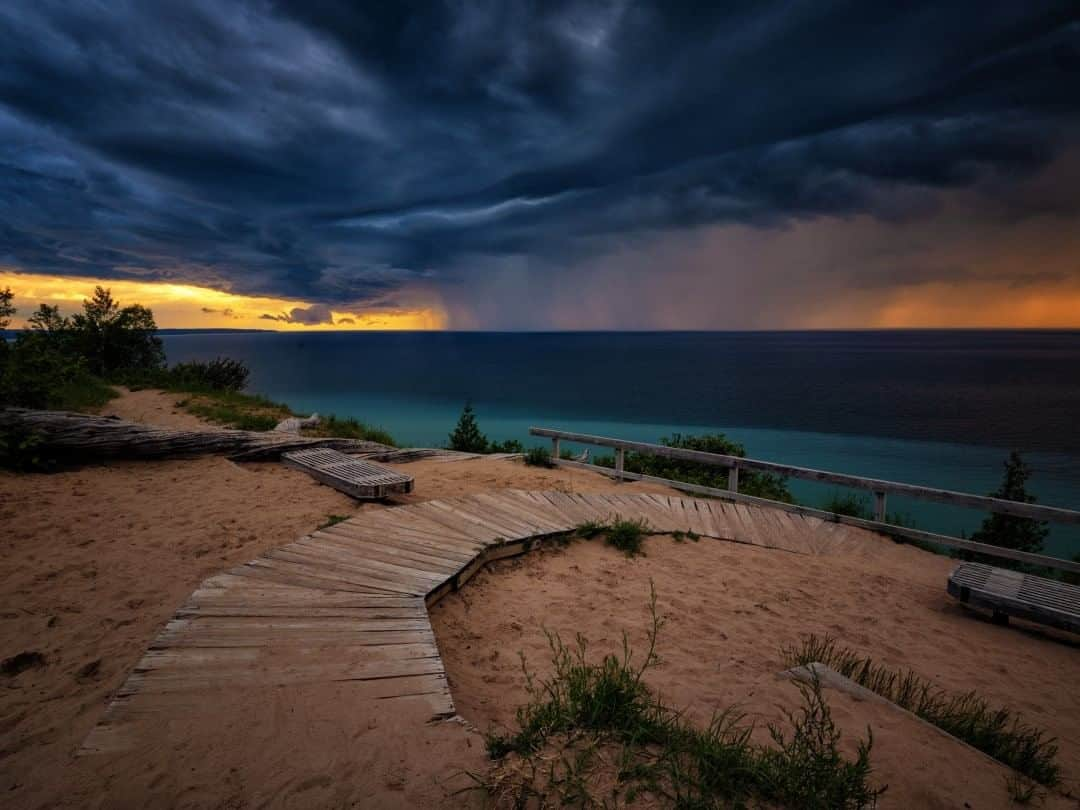 National Geographic Travelさんのインスタグラム写真 - (National Geographic TravelInstagram)「Photo by Keith Ladzinski @ladzinski  An ominous supercell storm drifts over Lake Michigan and slowly makes its way toward Sleeping Bear Dunes National Lakeshore. About 10 minutes after this was taken, we were slammed with a heavy wall of rain and hail—a small price to pay to see this beautiful monster. #SleepingBearDunesNationalLakeshore」7月22日 19時03分 - natgeotravel