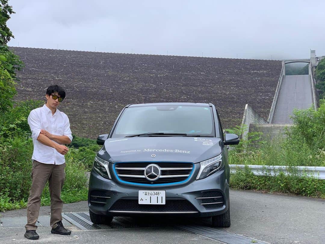 足立和也さんのインスタグラム写真 - (足立和也Instagram)「車もダムも良いサイズ。 #v220d #mercedesbenz #mercedesbenzjapan」7月22日 19時12分 - adachi_kazuya_canoe