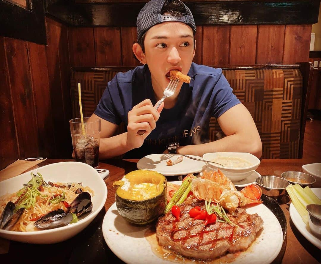 ルーカス（LUCUS）さんのインスタグラム写真 - (ルーカス（LUCUS）Instagram)「😋😋」7月22日 20時50分 - lucas_xx444