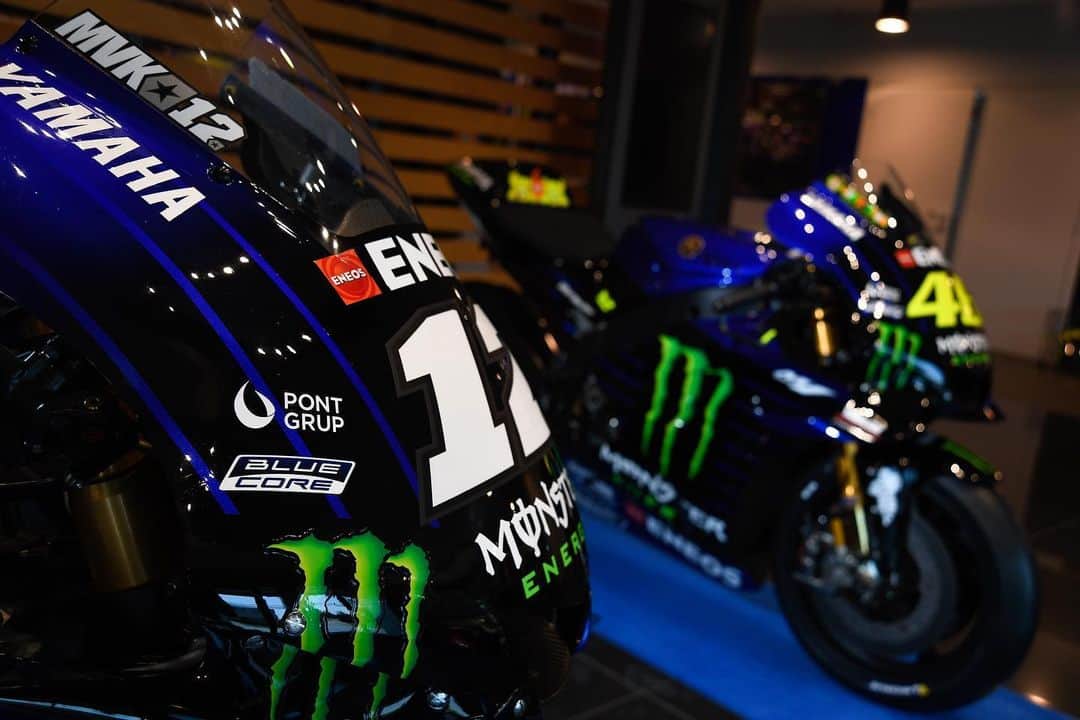YamahaMotoGPさんのインスタグラム写真 - (YamahaMotoGPInstagram)「This weekend we get to put another one of our sponsors in the spotlight ✨🔦  Thanks to insurance broker @pont_grup's continuous innovation, they have gained our confidence to take care of our insurances 🤝  #MonsterYamaha  #MotoGP  #AndaluciaGP」7月22日 21時15分 - yamahamotogp