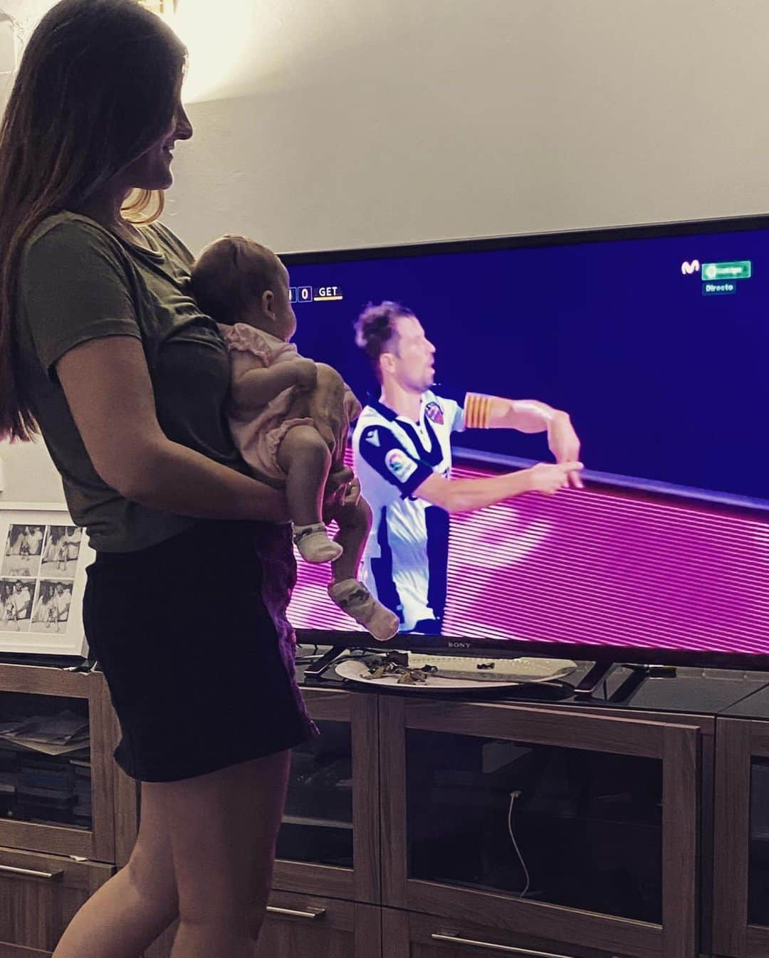 コケさんのインスタグラム写真 - (コケInstagram)「Last minute of the season...it’s yours ALEGRÍA!!❤️ 👶 ⚽️」7月22日 21時16分 - coke23andujar