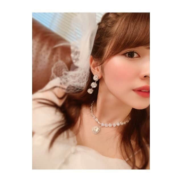 金澤朋子さんのインスタグラム写真 - (金澤朋子Instagram)「. . 今年のバースデー衣装、アクセサリーもすごく大ぶりでかわいかったんだ〜💎 . #juicejuice #金澤朋子 #バースデー #衣装  #アクセサリー #ピアス #ネックレス  .」7月22日 21時26分 - tomoko_kanazawa.official