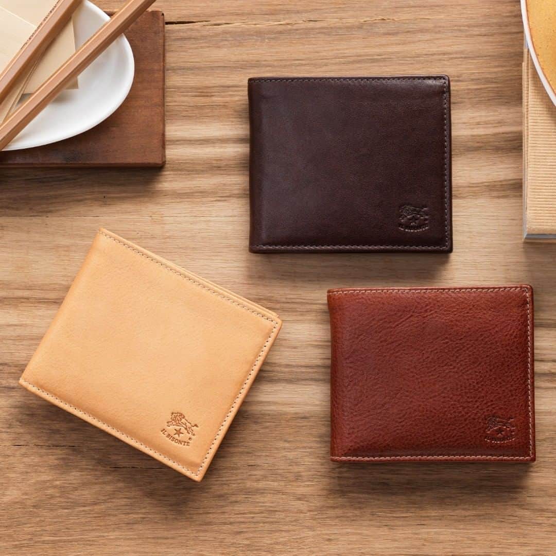 イルビゾンテのインスタグラム：「Natural balance. ☆ #ilbisonte #accessories #menfashion」