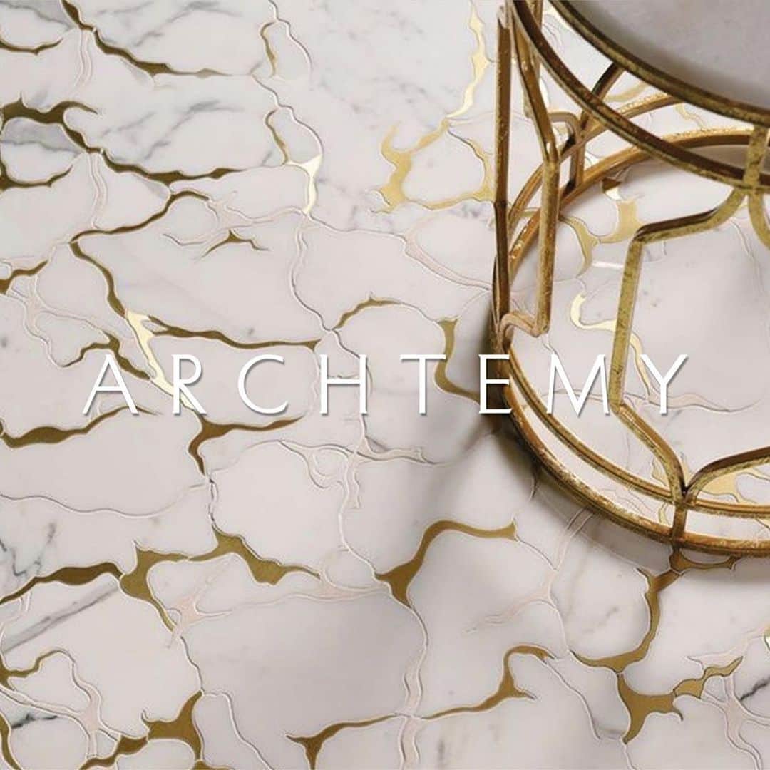 エミリー・ヴァンキャンプのインスタグラム：「“The details are not the details, they make the design” - Charles Eames  #archyhunts  #archtemystudio #luxuryinteriors  #sculpture #interiordesignindonesia」