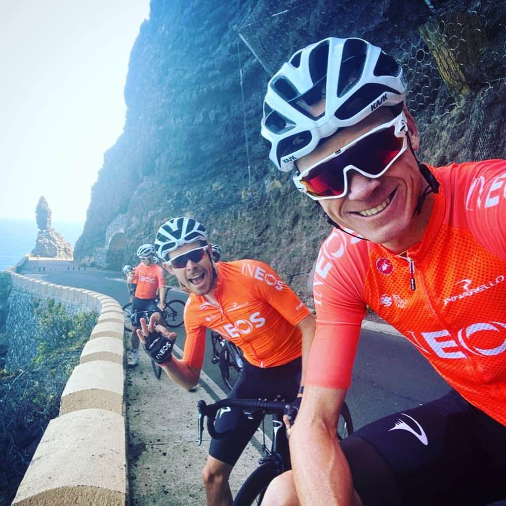 クリス・フルームさんのインスタグラム写真 - (クリス・フルームInstagram)「Beautiful day out in Tenerife 😙👌 #cycling」7月22日 22時08分 - chrisfroome