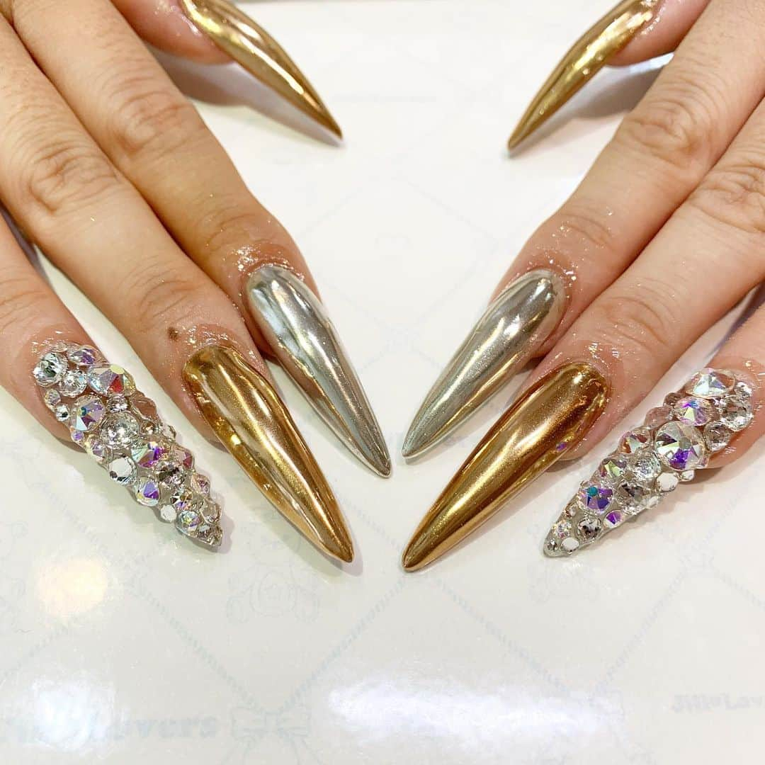 mamijinguさんのインスタグラム写真 - (mamijinguInstagram)「💎  #jillandlovers #nail #nailart #paragel #gelneil#gel #ネイル #ネイルアート #me #look #love #かわいい」7月22日 22時23分 - mamijingu