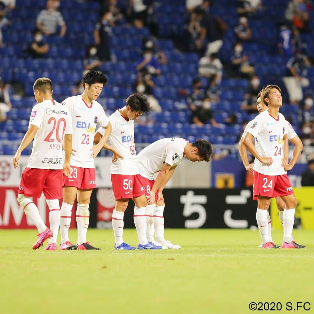 サンフレッチェ広島さんのインスタグラム写真 - (サンフレッチェ広島Instagram)「. ⚽️明治安田生命J1リーグ第6節　試合結果⚽️ ガンバ大阪　1-0　サンフレッチェ広島 前半：1-0 後半：0-0  セットプレーで先制点を失い、その後は相手ゴールを攻め立てるも、最後まで得点を奪うことができず。悔しい敗戦となりました。  #青山敏弘 選手 #レアンドロペレイラ 選手 #森島司 選手 #佐々木翔 選手 #sanfrecce #積攻」7月22日 22時33分 - sanfrecce.official