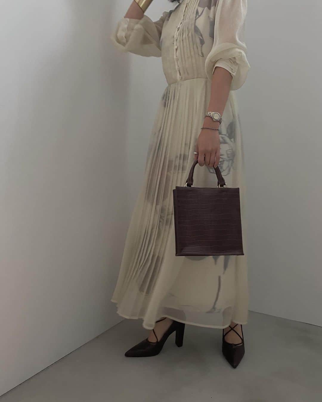 Amerivintage ELLA VEIL DRESS | angeloawards.com