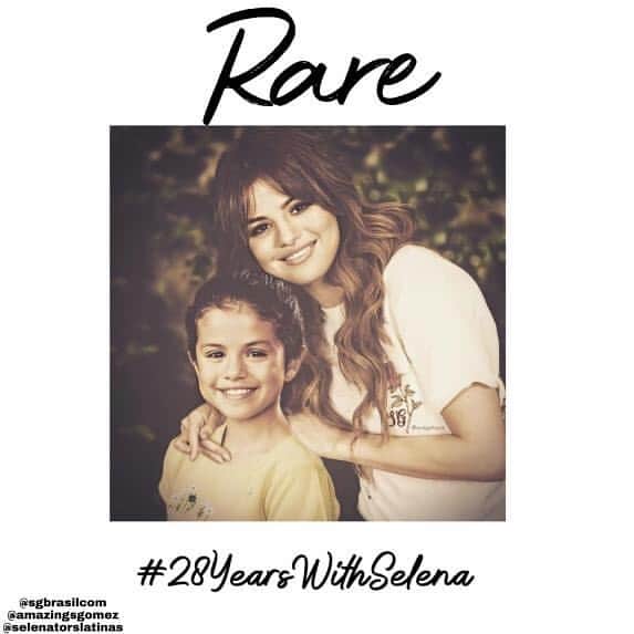 Always With Selenaのインスタグラム：「🦋 DRAG TO THE SIDE AND SEE ALL PHOTOS🦋 Dear @selenagomez, we made this project to celebrate your life...  28 years of love, faith, talent, kindness, empathy... Thank you for showing us what it's like to love yourself first, thank you for making us feel rare and unique, thank you for showing us that vulnerability is strength,  thank you for being so honest in the lyrics of your songs, thank you for being you!!! Thanks for all the love with us Selenators!  Thank you for not giving up... We want you to know that we love you very much, always and forever...  We will always be here with you... In these photos and video is a Selenator from every place in this world, all with lyrics for a song from the album Rare ... Thanks for the message that the album sends to us! Thank you for inspiring an entire generation ❤  Happy birthday queen, God bless you ... Happy 28 🦋🎉👑❤」