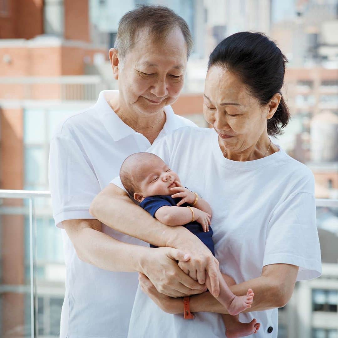 DOMINIQUE ANSEL BAKERYさんのインスタグラム写真 - (DOMINIQUE ANSEL BAKERYInstagram)「Grandparents - they’re something special. Two weeks into bringing baby home and sleeping in 3 hour intervals, we desperately needed reinforcements. And boy did they come - on the first flight that opened from Taiwan, 18 hours across the other side of the world, through a pandemic, quarantine, and Covid test — they still came... And they got to hold their grandson in the end. As for me, I never ate better my whole life. Here’s a sample week: Day 1: Lion’s head meatballs (made with mom’s secret ingredients: tofu) with cabbage and vermicelli  Day 2: Tomato and tofu egg drop soup in dashi Day 3: Pork belly slices with bitter melon  Day 4: Braised eggplant and lardon noodles (recipe from great grandma) with a side of veg  Day 5: Medley of stir fry from tofu and wood ear mushrooms to beef and shishito peppers Day 6: Sichuan-style “salivating chicken” with numbing spices and peanuts  Day 7: My turn to cook brunch with a tomahawk steak, rigatoni in crushed tomato sauce, and cucumber salad with sour cream and dill  My son - I hope you remember how lucky you are. I know I won’t forget how grateful I am. #celianansel」7月23日 10時28分 - dominiqueansel