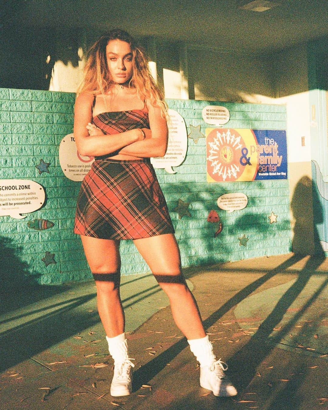 Sommer Rayさんのインスタグラム写真 - (Sommer RayInstagram)「stay in school kids」7月23日 3時27分 - sommerray