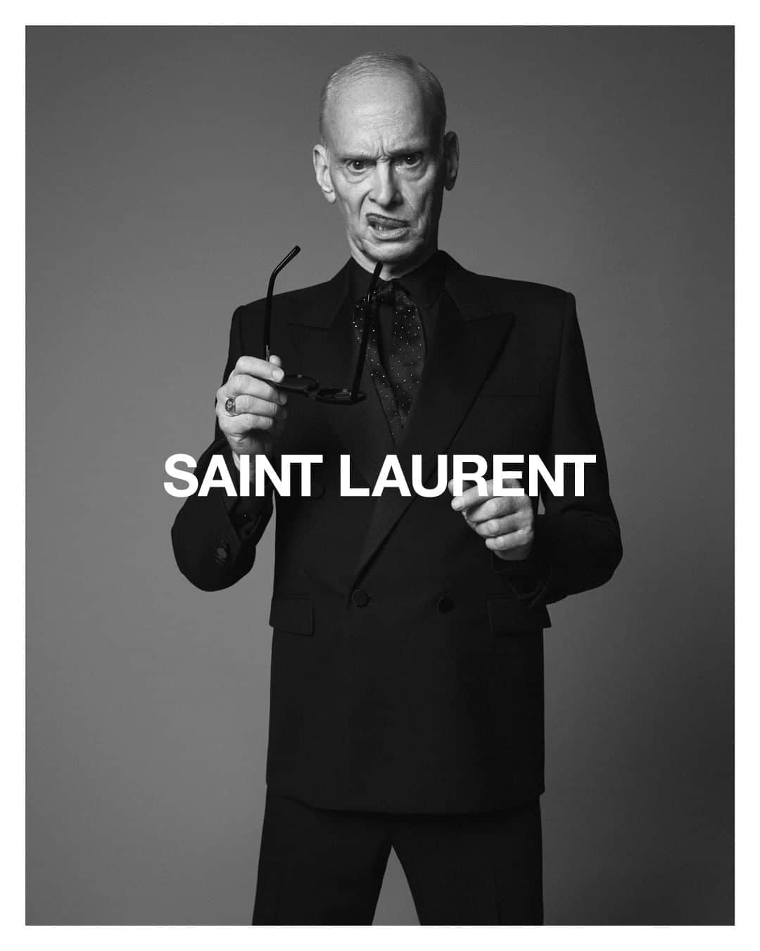 サンローランさんのインスタグラム写真 - (サンローランInstagram)「JOHN WATERS - FALL WINTER 20 #YSL32 by ANTHONY VACCARELLO PHOTOGRAPHED by @davidsimsofficial  #YSL #SaintLaurent #YvesSaintLaurent @anthonyvaccarello」7月23日 4時00分 - ysl