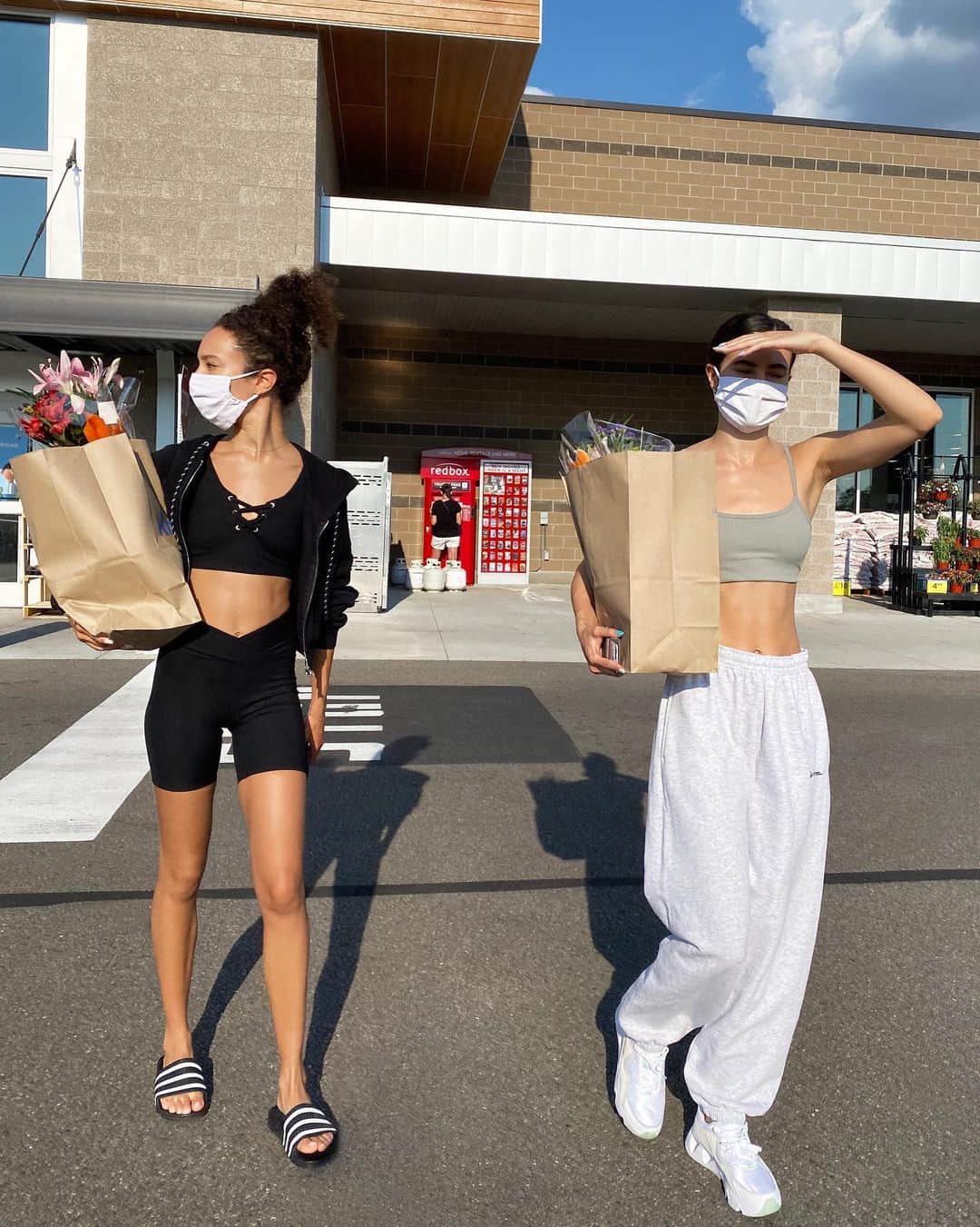 Urban Outfittersさんのインスタグラム写真 - (Urban OutfittersInstagram)「For your workout or your next trip to pick up groceries—new arrivals from @yearofours can take you there. Link in bio to shop.」7月23日 4時03分 - urbanoutfitters