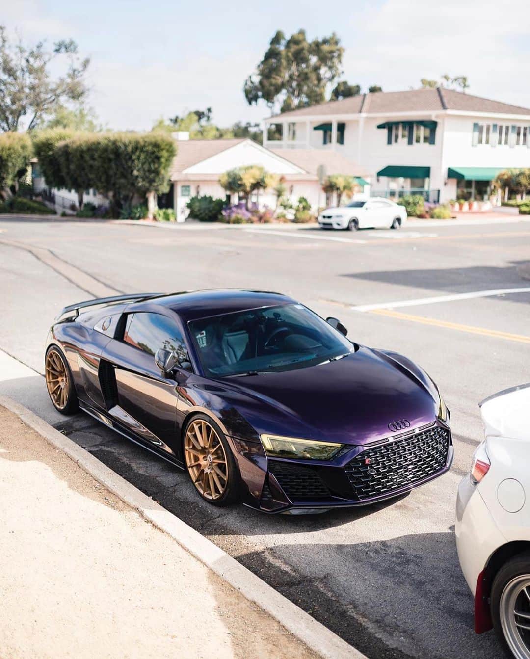 CarsWithoutLimitsさんのインスタグラム写真 - (CarsWithoutLimitsInstagram)「Merlin Purple #R8V10 Photos @jwkexotics  #carswithoutlimits」7月23日 4時12分 - carswithoutlimits
