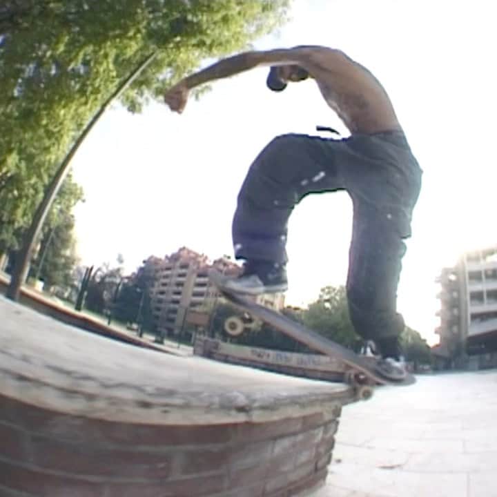 スラッシャーのインスタグラム：「👉🏾 @buttergoods EXPANSIONS video now playing on all Thrasher channels 🪐」