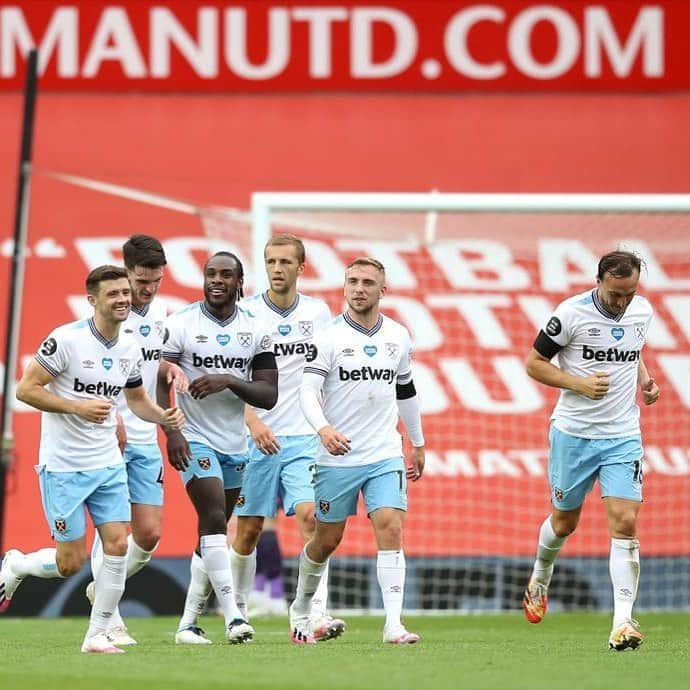 マイケル・アントニオさんのインスタグラム写真 - (マイケル・アントニオInstagram)「Buzzing to be having my best goal scoring Prem season and we ain’t done yet. Let’s finish on a high this weekend 💪🏾 #COYI」7月23日 4時42分 - michailantonio