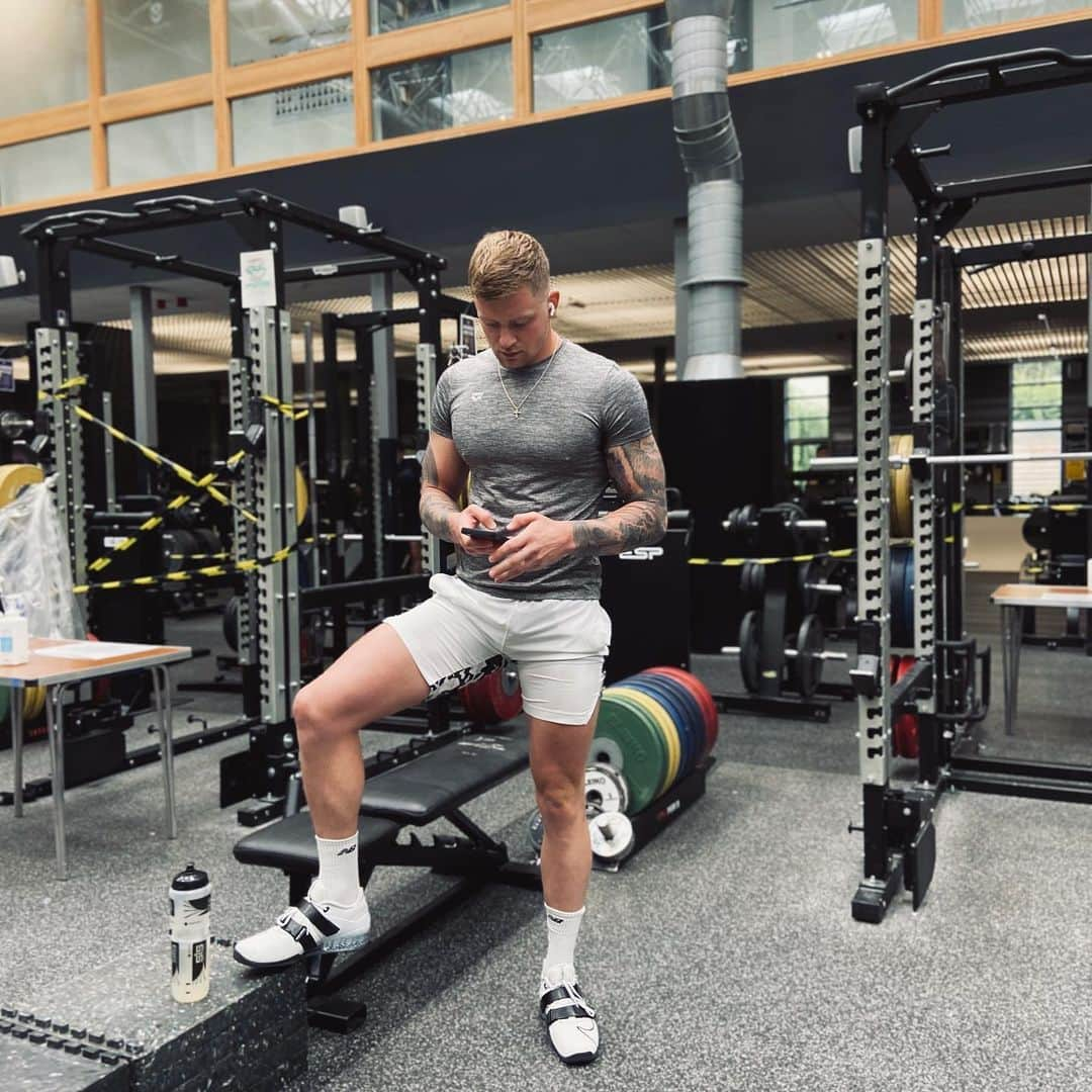 アダム・ピーティさんのインスタグラム写真 - (アダム・ピーティInstagram)「Building the base 🏠」7月23日 5時48分 - adam_peaty