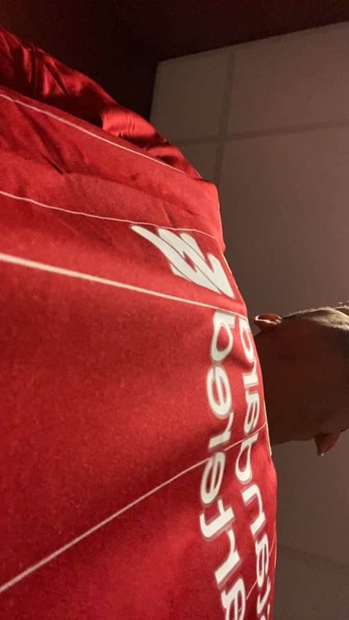 デヤン・ロヴレンのインスタグラム：「🏆」