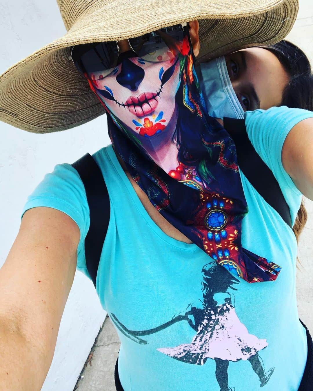 コンスタンス・マリーさんのインスタグラム写真 - (コンスタンス・マリーInstagram)「I was going to save this mask for #DiaDeLosMuertos but it is SUPER CUTE I just couldn’t!! I don’t even have to wear make up!! 😂😂😂😂😂😂😂 #wisdomwednesday  #BeAHero #WearAMask #PatriotsWearMasks #HammerGirl #SwitchedAtBirth #CovidSucks」7月23日 8時44分 - goconstance