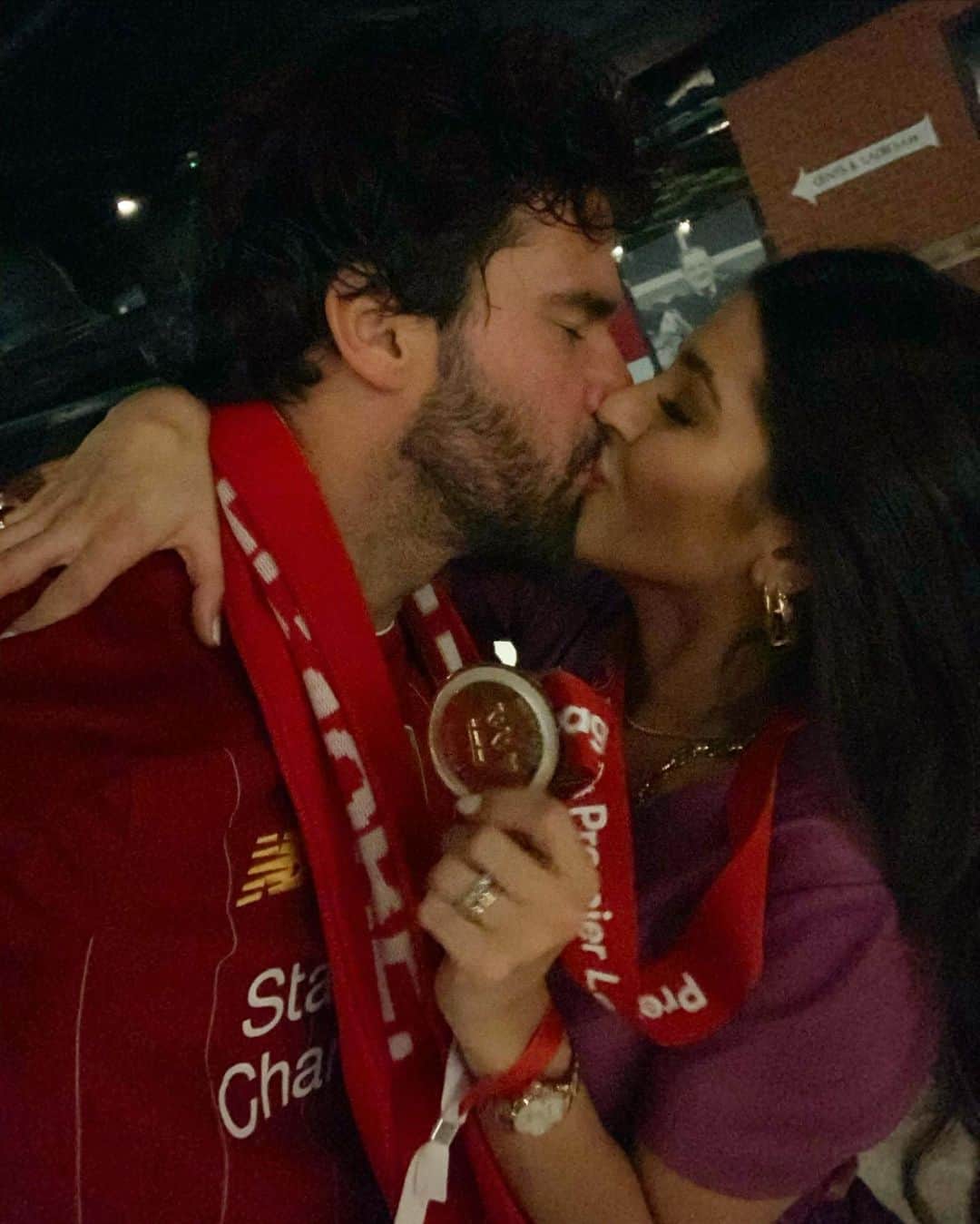 ナタリア・ベッカーのインスタグラム：「Te amo, campeão 🏆❤️」