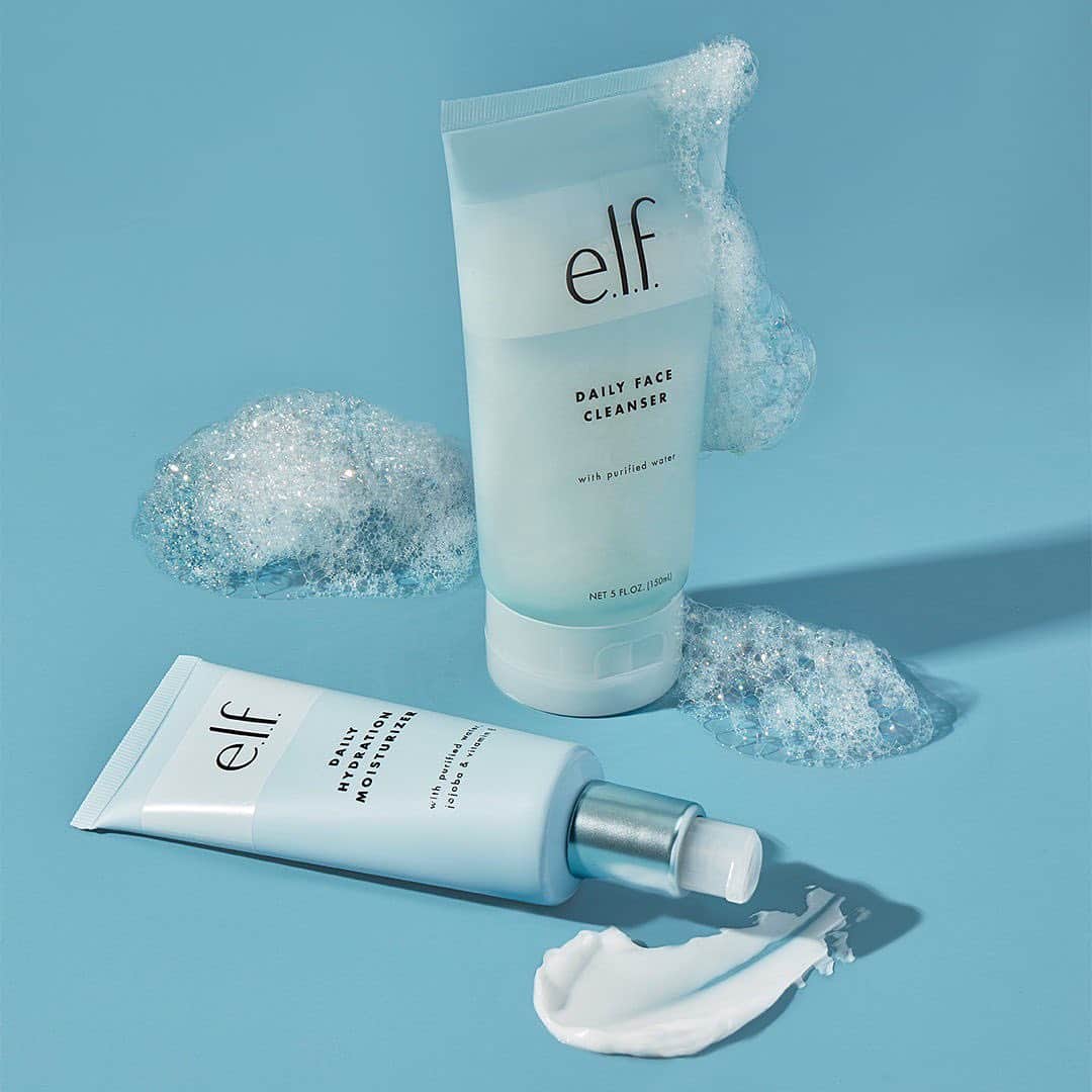 e.l.f.さんのインスタグラム写真 - (e.l.f.Instagram)「Tomorrow morning's skincare routine😉💧Start your day off right with our Daily Face Cleanser and Daily Hydration Moisturizer!  Daily Face Cleanser ($4) ✨Removes dirt and impurities for brighter skin. ✨Purified water and citric acid infused formula.  Daily Hydration Moisturizer ($8) ✨Deeply hydrates and nourishes the skin ✨Key Ingredients: Aloe helps provide soothing benefits and Jojoba Oil & Shea Butter gives your skin the boost of hydration you need after cleansing!  Tap to shop! ✨ #eyeslipsface #elfingamazing #elfcosmetics #crueltyfree #vegan」7月23日 9時50分 - elfcosmetics