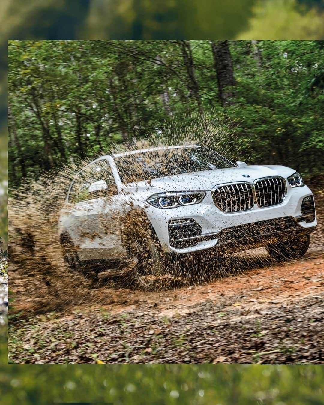 BMWさんのインスタグラム写真 - (BMWInstagram)「Mud. Nature. Joy. We missed you. Happy International Mud Day!  #TheX5 #BMW #X5 #MudDay #natureplay #getoutthere #xDrive」6月29日 18時00分 - bmw