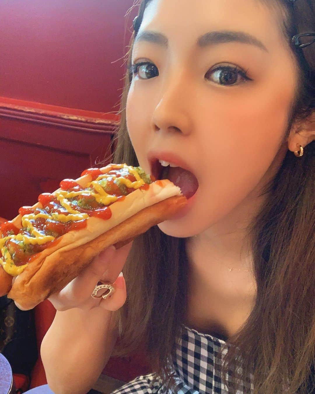 Linaさんのインスタグラム写真 - (LinaInstagram)「おいし♥️🌭.」6月29日 18時10分 - liiiiina