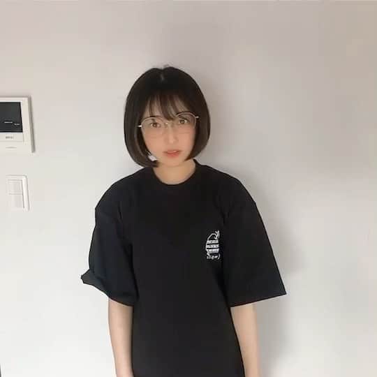 佐咲日菜のインスタグラム：「かわいいTシャツ着させていただきました🙆‍♀️✨ 写真だと思ったら、、って言うのです😂🌟」