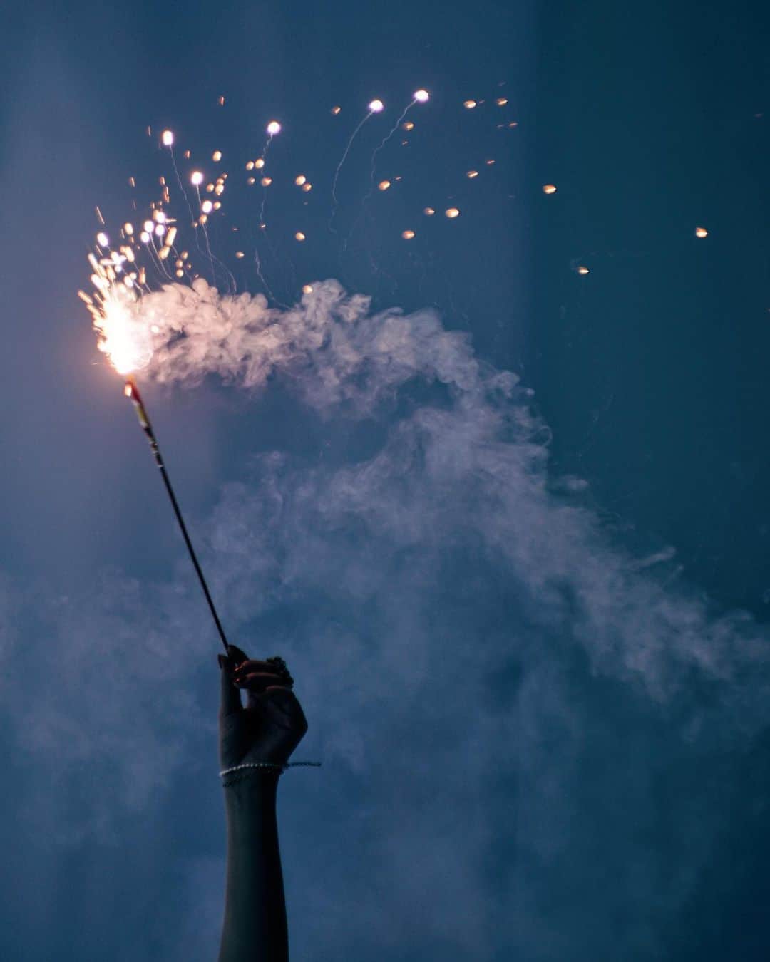 シオのインスタグラム：「* * コロナの影響で写真撮りに行ってないので色んな国から怪しい種を仕入れて売り捌いてます。 もう近々ドイツから種が届きまーす🇩🇪」
