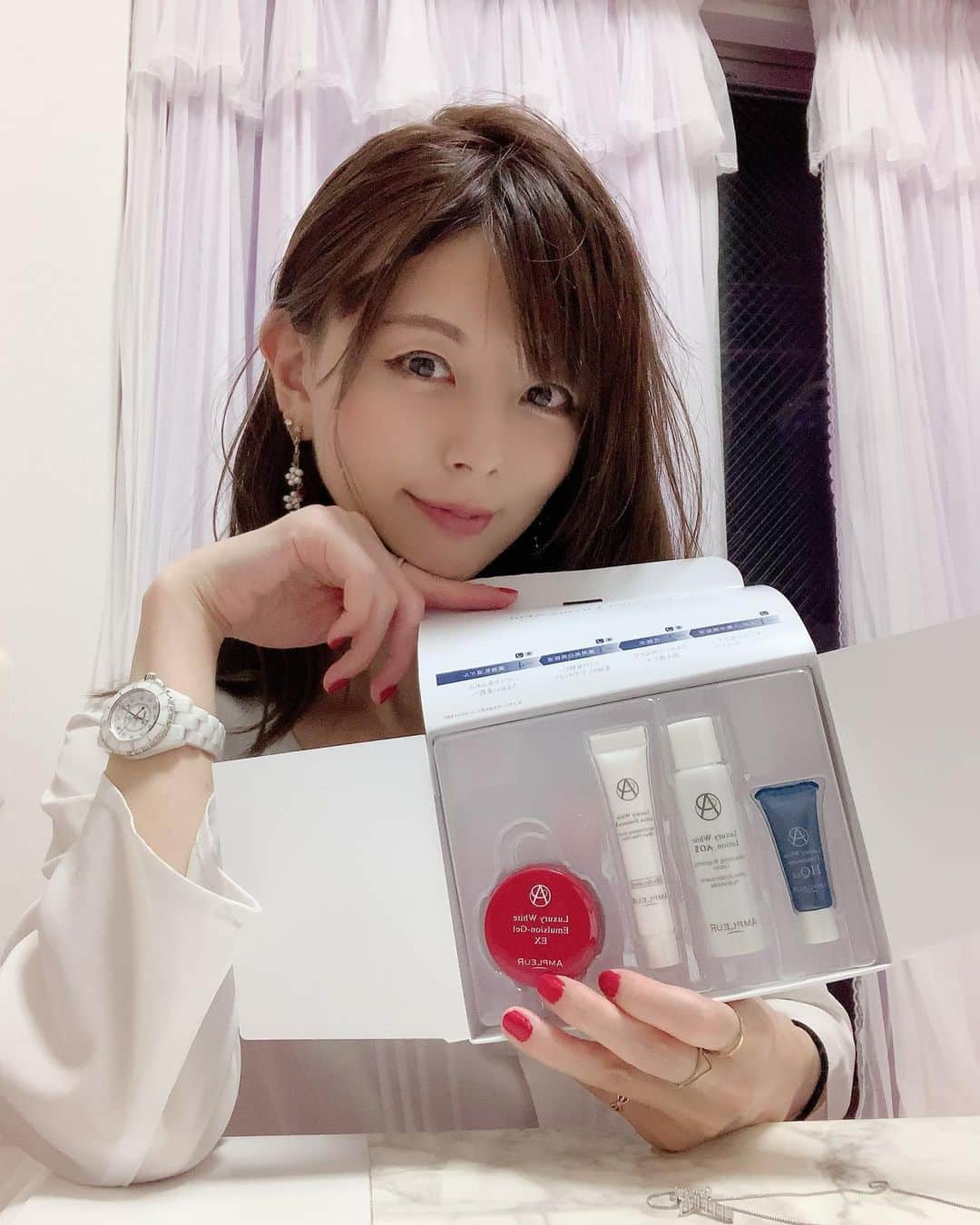 satomiさんのインスタグラム写真 - (satomiInstagram)「アンプルール ラグジュアリーホワイトの @ampleur_official .のスキンケア 1500円で試せるぜっ(๑•̀ •́)و✧ . . . #ラグジュアリーホワイト #さとみの美容記録 #アンプルール #持ち歩きコスメ #スキンケア #お肌ツルツル #日焼け女子  #日光アレルギー  #コスパ最強コスメ  #帰省」6月29日 10時41分 - saatoomii47