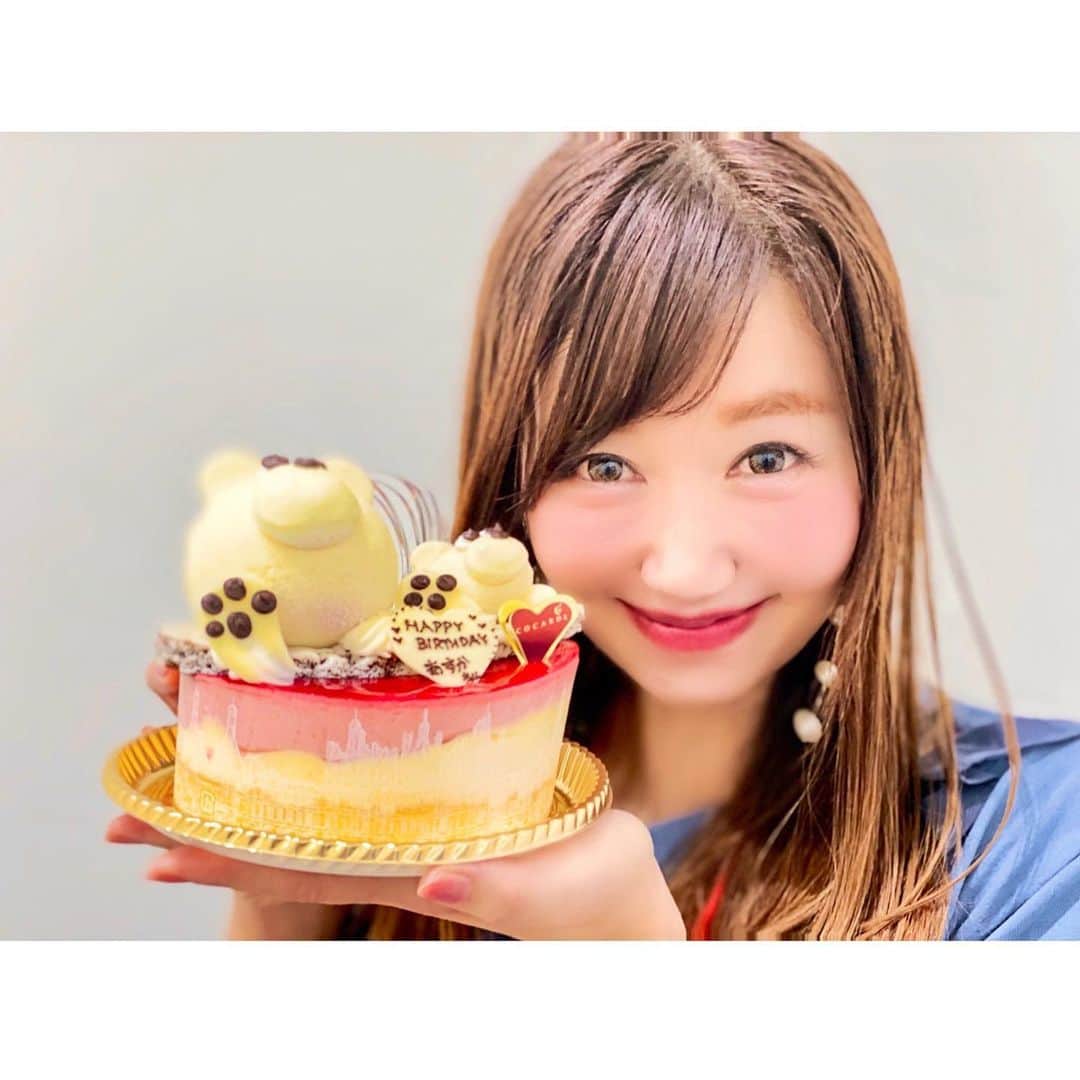 開高明日香さんのインスタグラム写真 - (開高明日香Instagram)「チームmonoモノで少し早めにお誕生日のお祝いをしてもらいました🎂 大好きなメンバーでお仕事出来てるコト、とっても幸せにおもいます💕 ありがとう❤️ #とっても可愛いケーキ🐻　 #happy❤️」6月29日 11時41分 - asukakaiko
