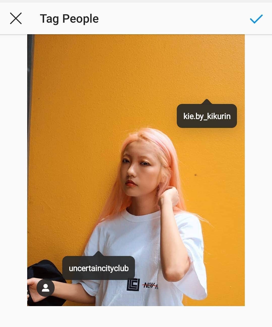 小林レイミのインスタグラム：「new brand debut🏀📳🔆 👕@uncertaincityclub 👓@kie.by_kikurin  #onlineshop #fashionlook #pinkhair #launch #newbrand」