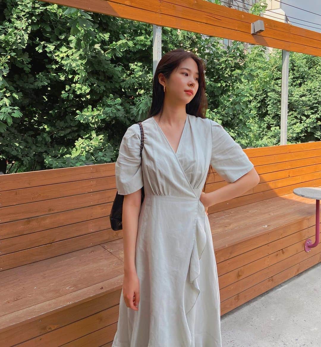ソ・ウンスのインスタグラム：「쨍하고 뜨거웠던 어제 ☀️🌿🍦」