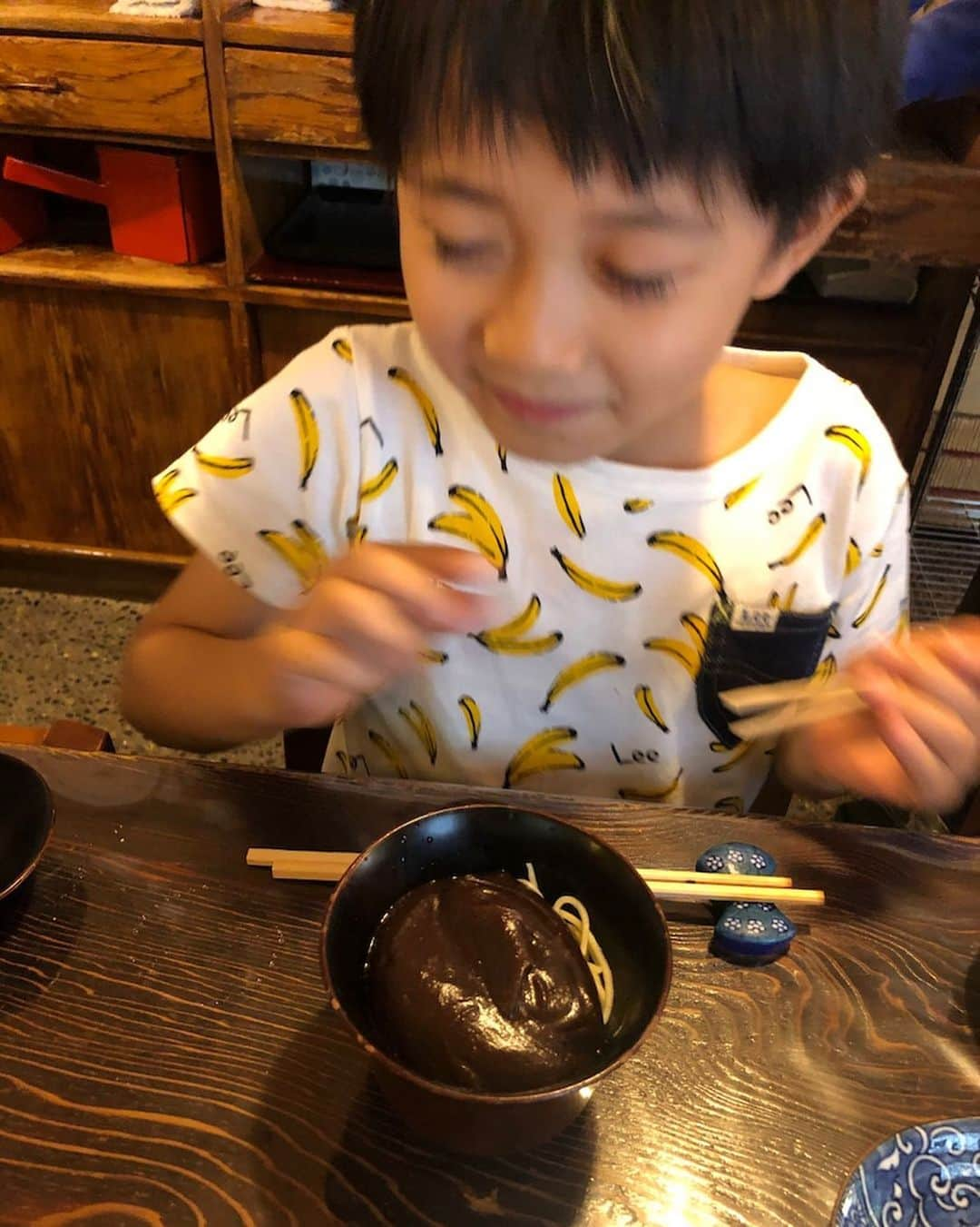 市川海老蔵 （11代目）さんのインスタグラム写真 - (市川海老蔵 （11代目）Instagram)「Hey you’re hooked on. Soba w/sweet red bean.  Looks so HAPPY-❤️ Really... Bon appetit✨ * ハマったね。 あんこ蕎麦。  嬉しそう～❤️ すごく、、 召し上がれ✨  #市川海老蔵 #海老蔵 #成田屋 #歌舞伎 #ABKAI #ABMORI #ebizoichikawa #ebizo #kabuki #thunderparty #ebizotv #theater #theaterarts #actor #japan #classic」6月29日 14時23分 - ebizoichikawa.ebizoichikawa