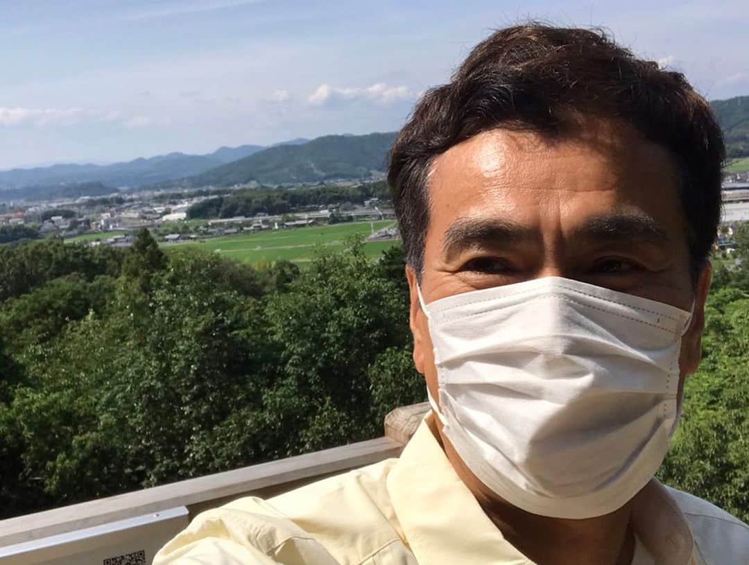 石原良純さんのインスタグラム写真 - (石原良純Instagram)「岐阜県可児市、明智城へ。光秀も水と緑豊かな故郷を山頂から眺めたのだろうか。でも、暑いよ。」6月29日 15時25分 - yoyoshizumi