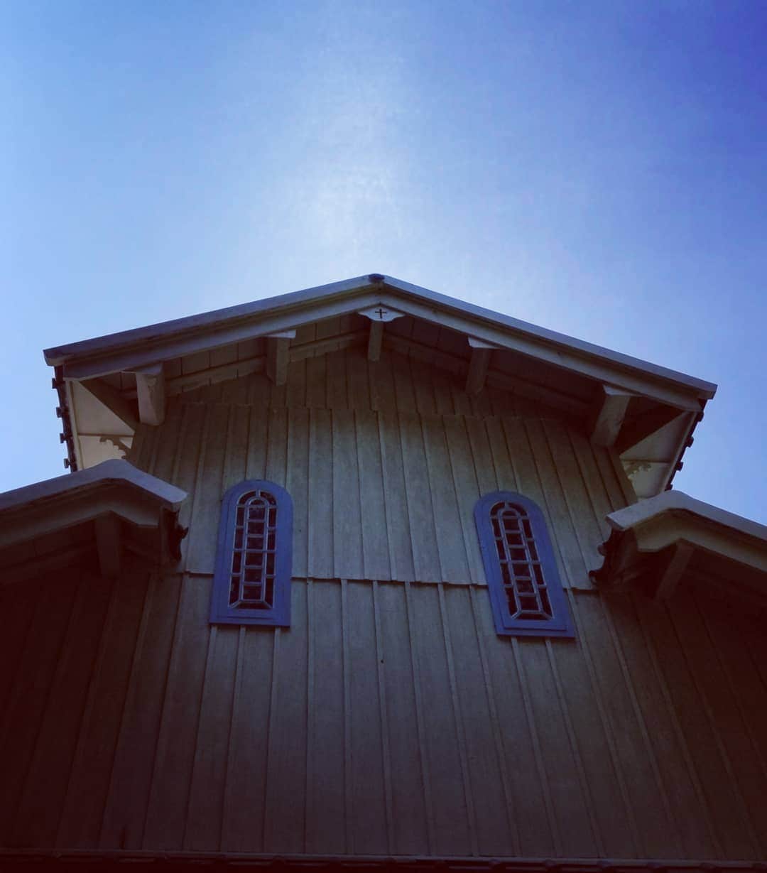 前田真里さんのインスタグラム写真 - (前田真里Instagram)「2019.spring  #世界文化遺産 #世界遺産ナナメ歩き  #潜伏キリシタン関連遺産 #潜伏キリシタン #貝殻　#落書き #長崎　#天草 #江上天主堂 #奈留島　#江上集落 #大学院　#フィールドワーク」6月29日 15時55分 - maedamari