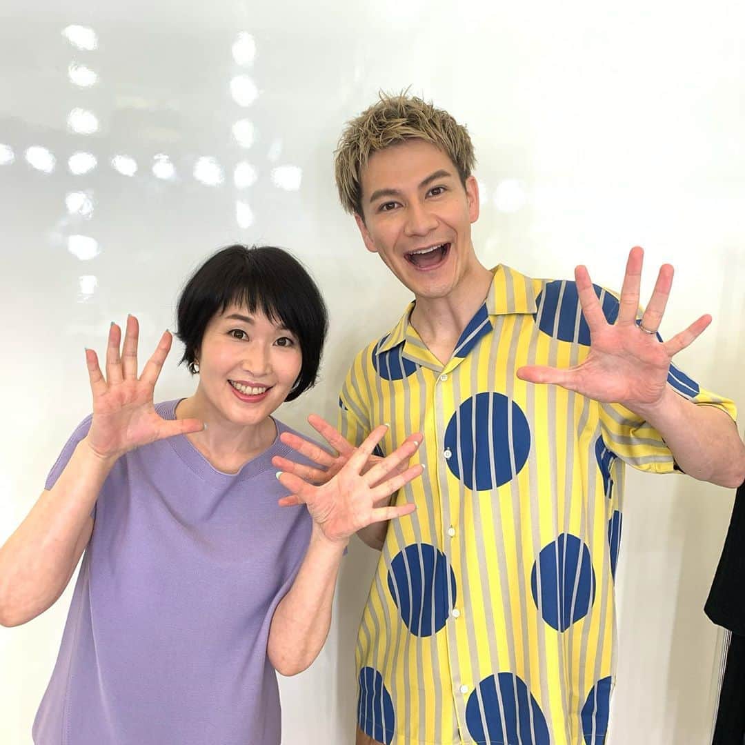 小林ひろ美のインスタグラム：「今日の撮影はJoyさんと〜🥰♪ 男性に向けた美容が久々だったのと、 Joyさんのリアクションが神レベルで かなり楽しい撮影でした笑✨✨ ※ #joyさん #ありがとうございます #voce #撮影」