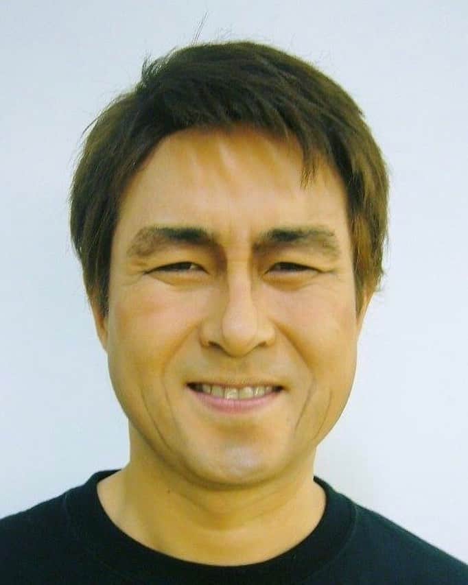 のインスタグラム：「【まぶしい顔❗️】 今日モ暑いデス☀️ 太陽ノ日差しガ強いカラ マ・ブ・シ・イ！  by トムクルーズ  #神奈月 #kannazuki #トムクルーズ #tomcruise  #ハリウッド #hollywood #トップガン #topgun #ミッションインポッシブル #missionimpossible  #ラストサムライ #thelastsamurai」