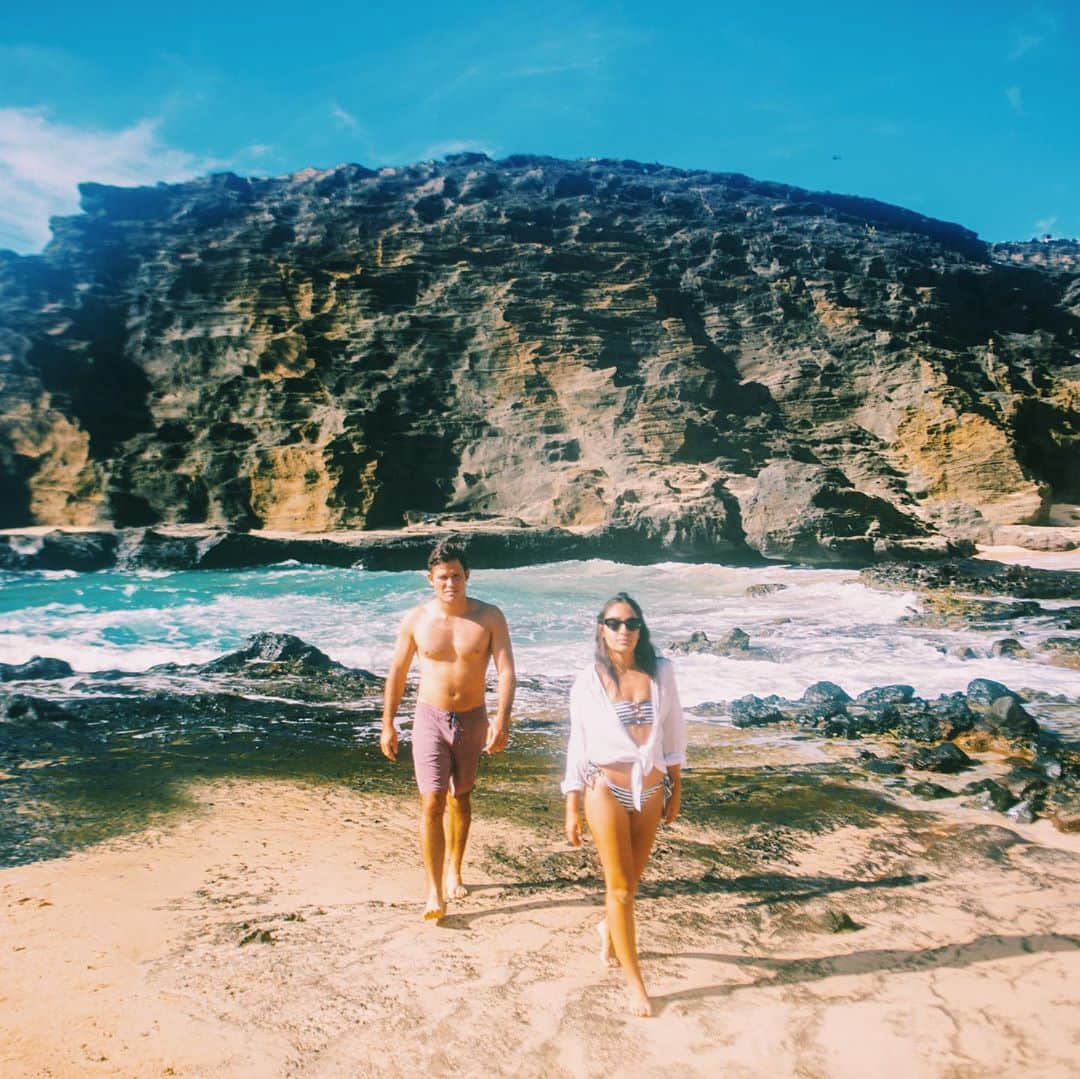 Amanda Kutakaのインスタグラム：「shot these engagement photos a few years back with @blue_amber.pro for one of my best friends and first muse, @jadealaine」